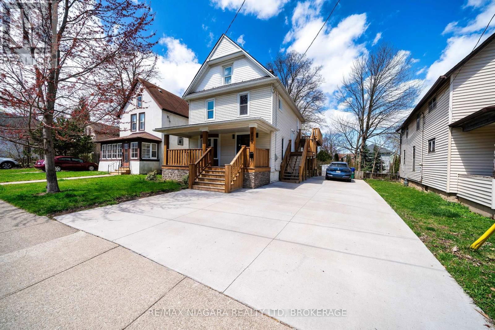Primary Property View