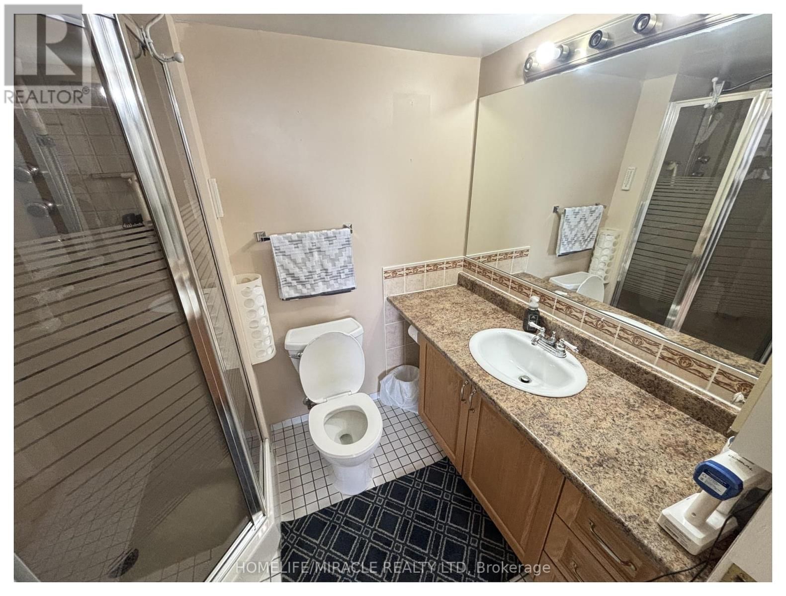 1409 - 2760 CAROUSEL CRESCENT Image 30