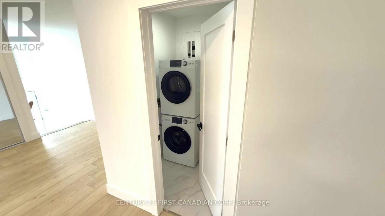 18 WATSON STREET Image 15