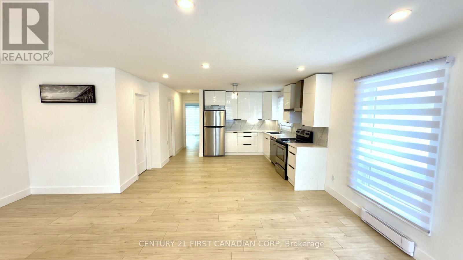 18 WATSON STREET Image 8
