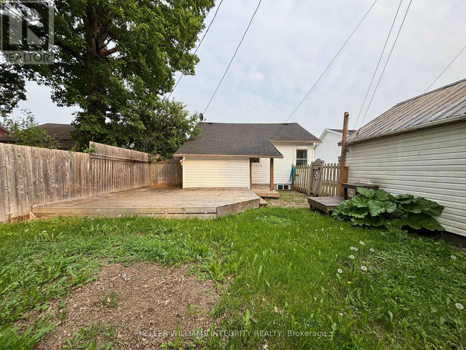 158 CAMERON AVENUE Image 21