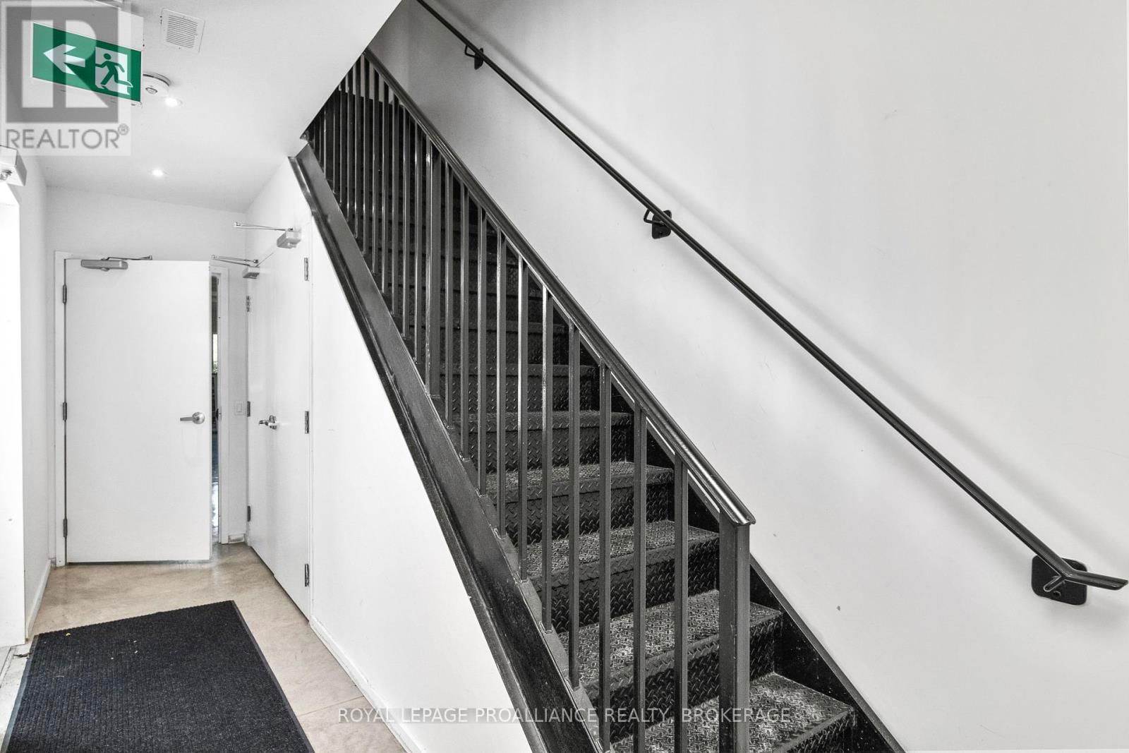 60 MILL STREET Image 11