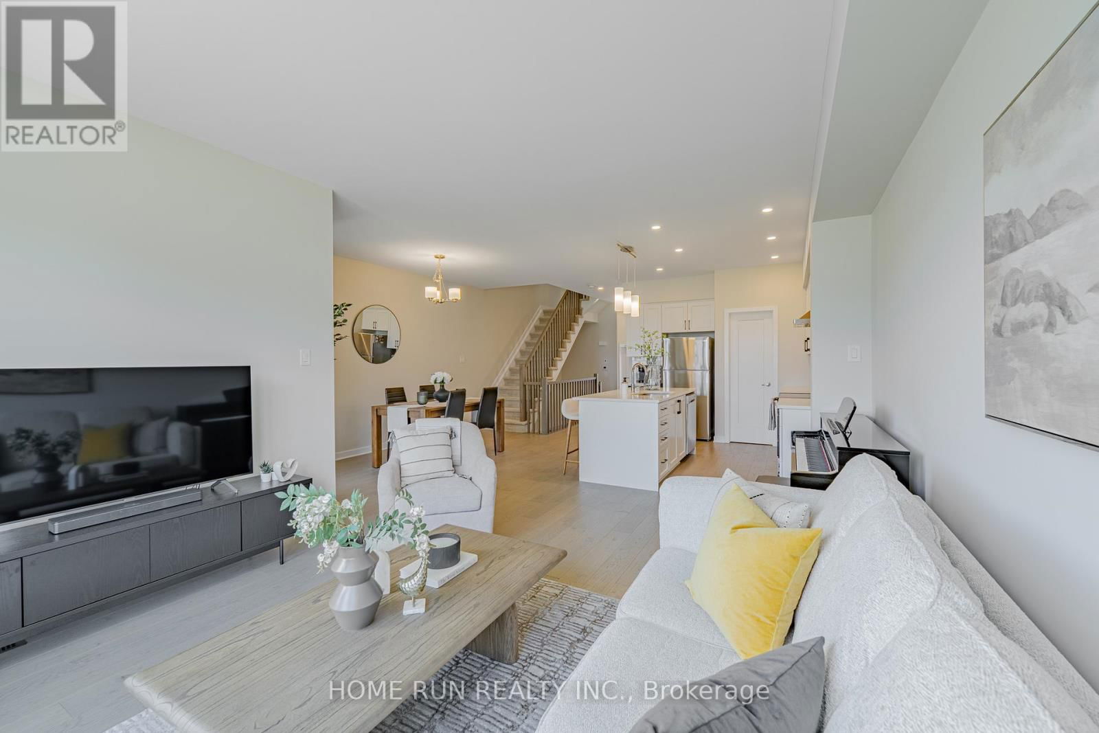 23 MAIZE STREET Image 19