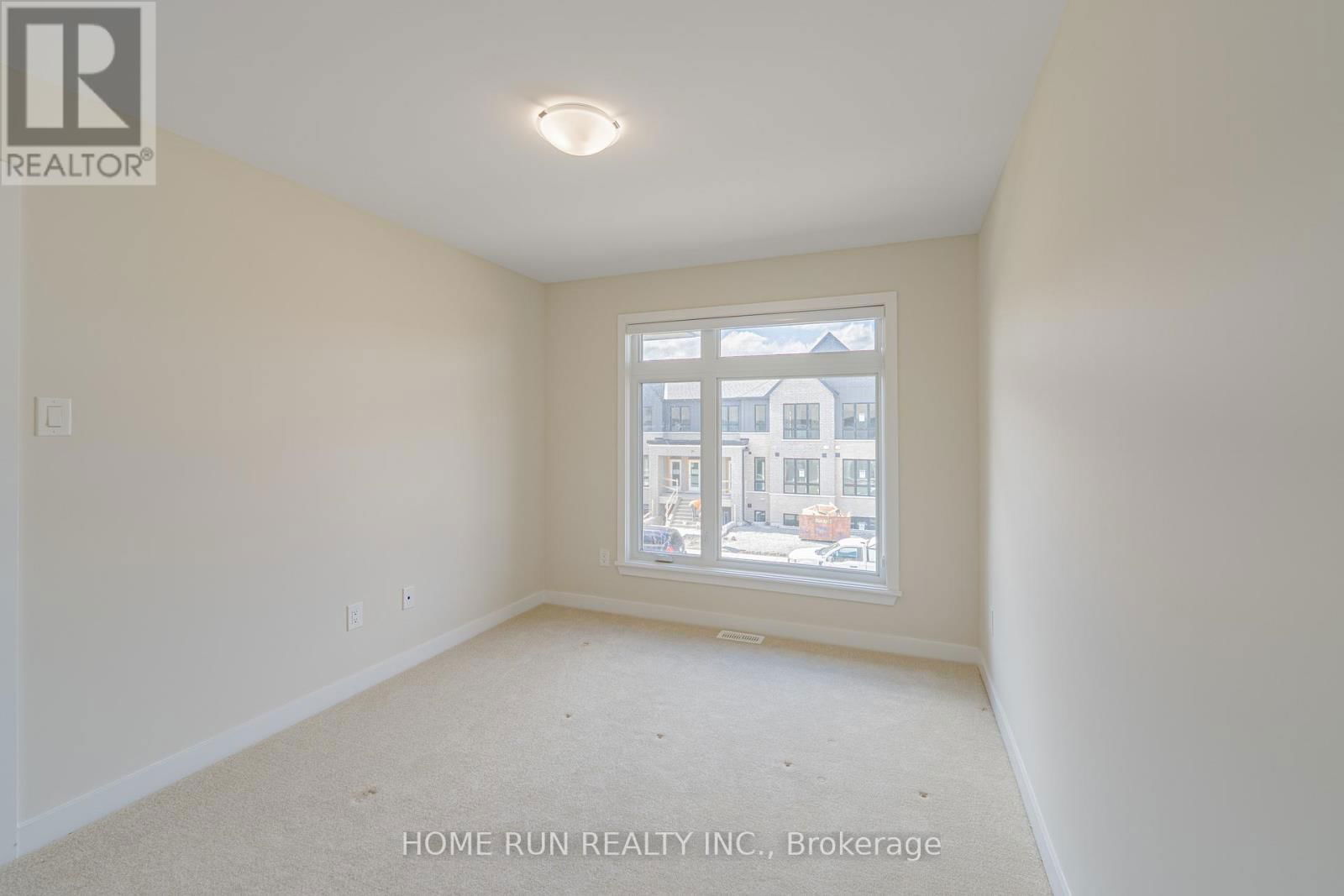 23 MAIZE STREET Image 34