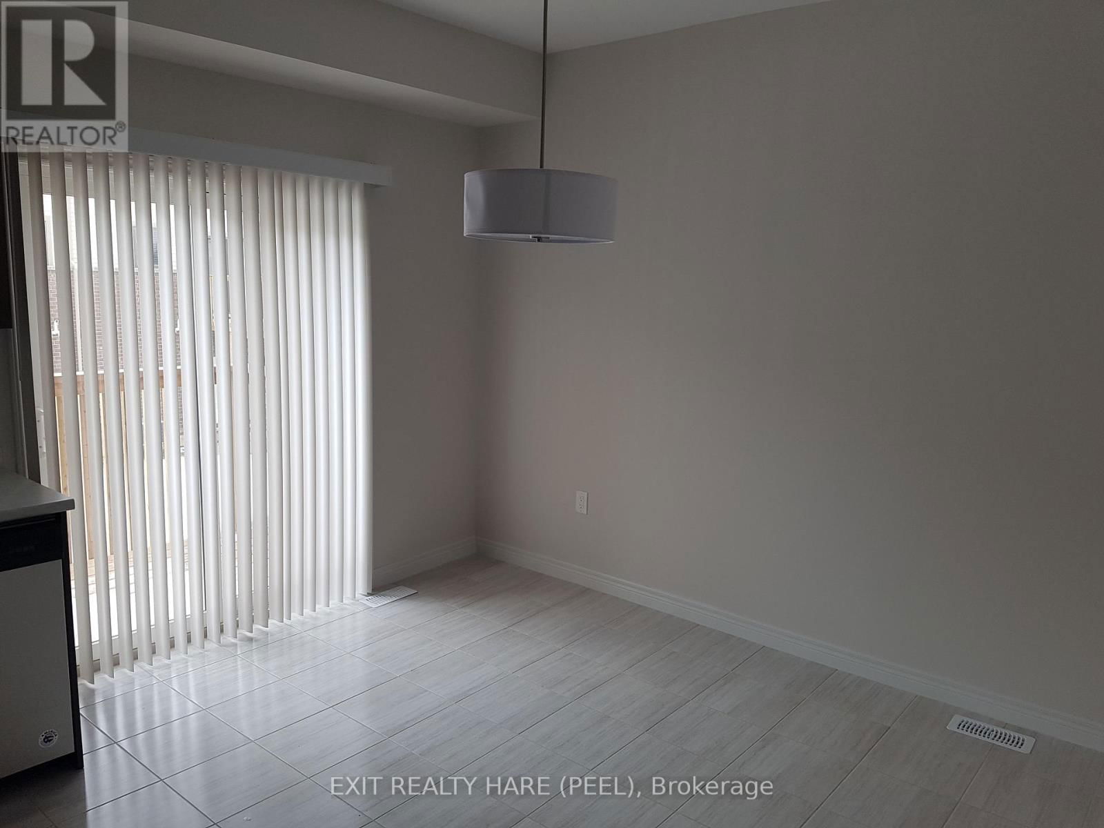 13 BIROT LANE Image 7