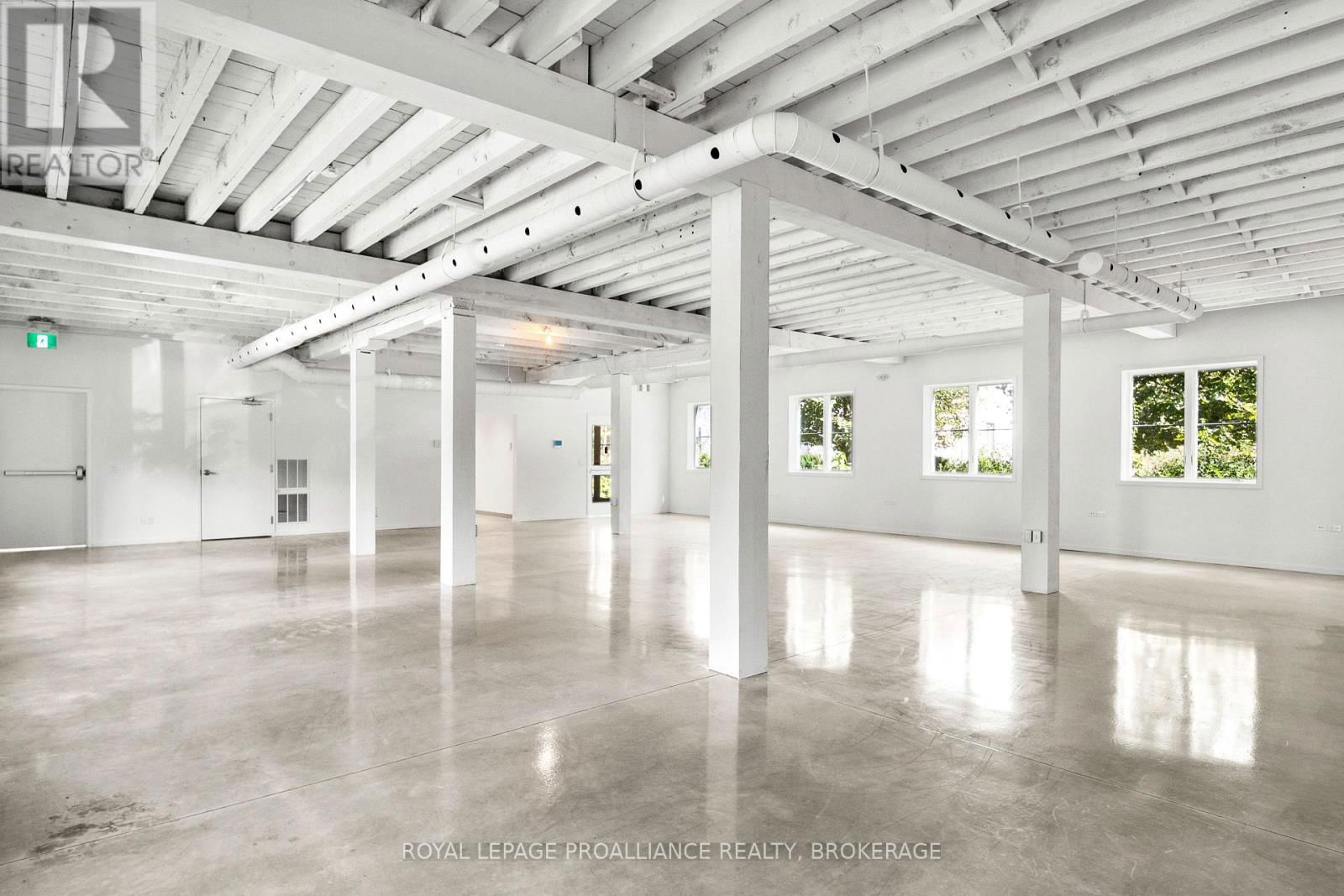 Ground - 60 MILL STREET Image 8