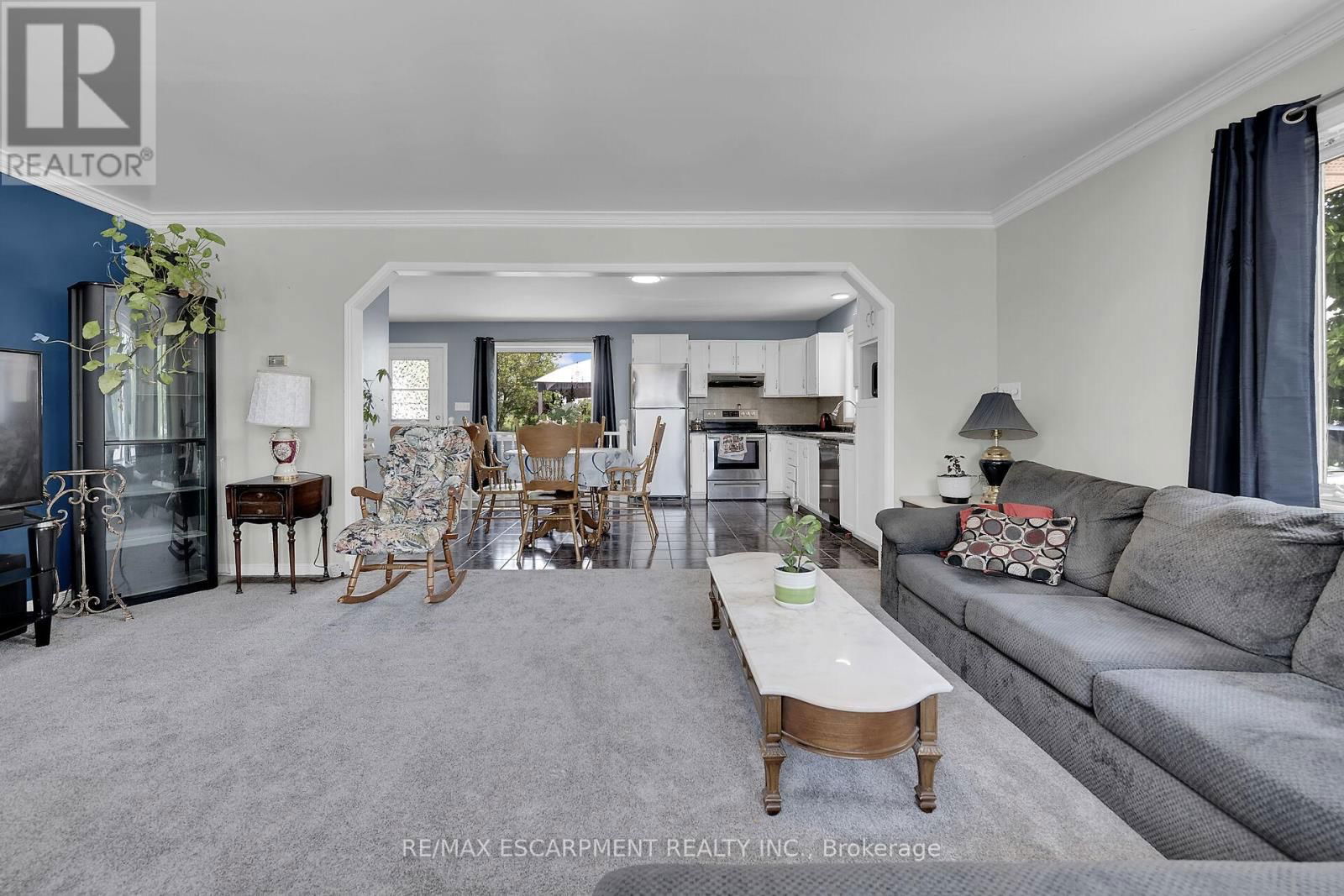 151 RAINHAM ROAD Image 11