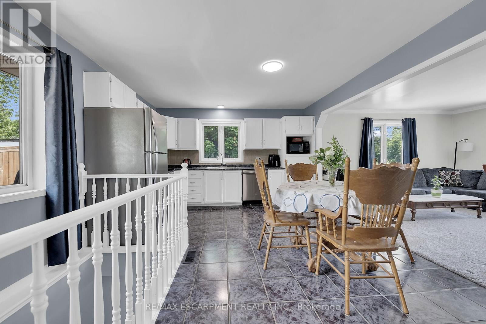 151 RAINHAM ROAD Image 18