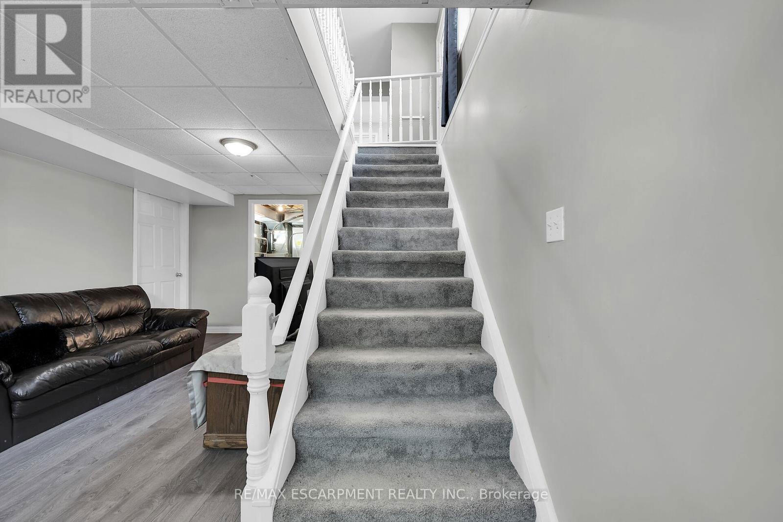 151 RAINHAM ROAD Image 23