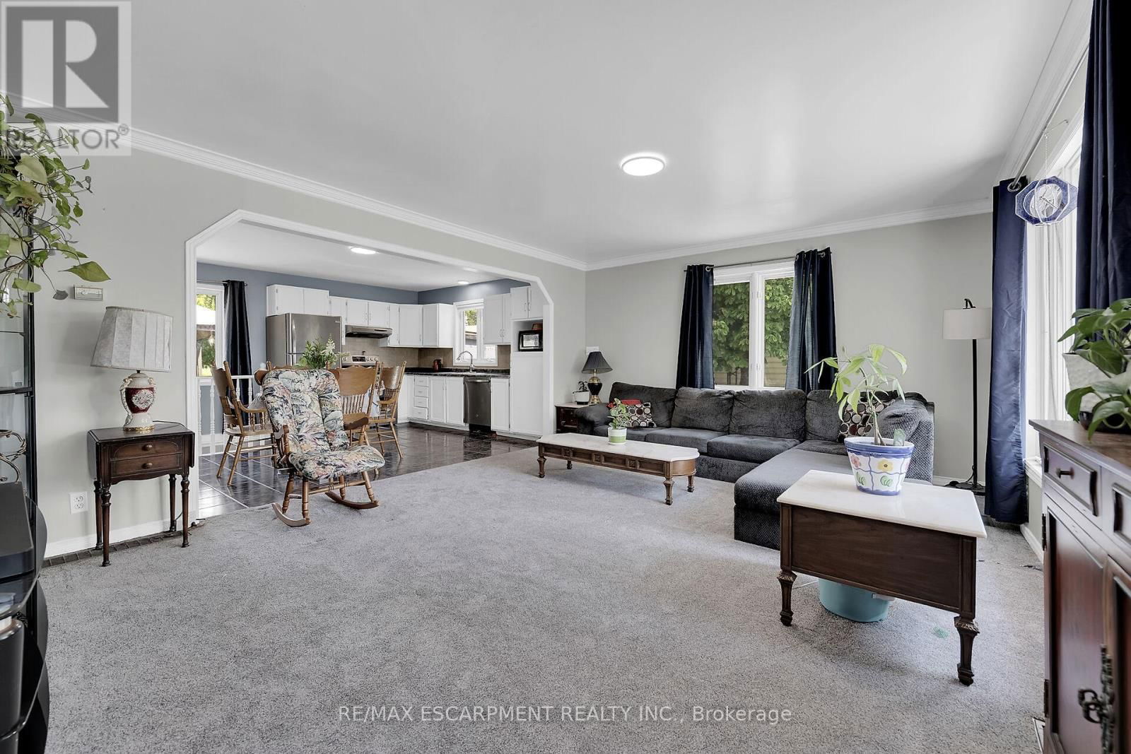 151 RAINHAM ROAD Image 8