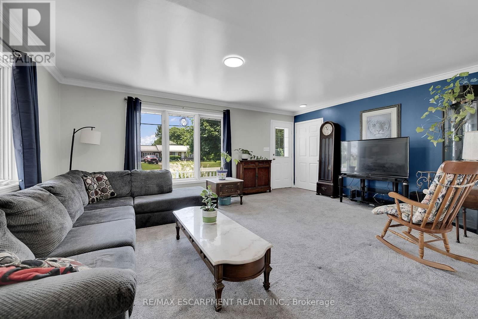 151 RAINHAM ROAD Image 9
