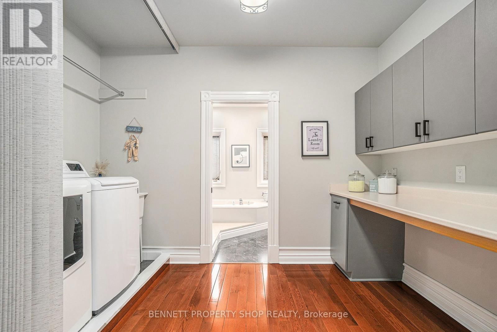 22 ASHWOOD CRESCENT Image 29