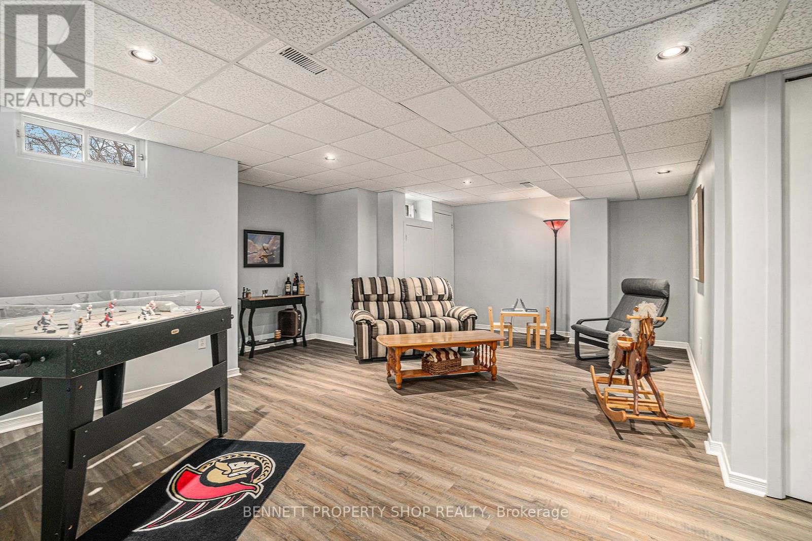 22 ASHWOOD CRESCENT Image 33