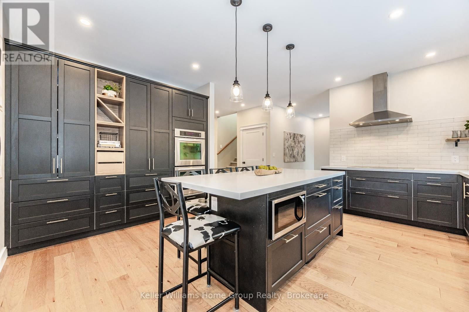 9432 WELLINGTON ROAD 124 Image 11