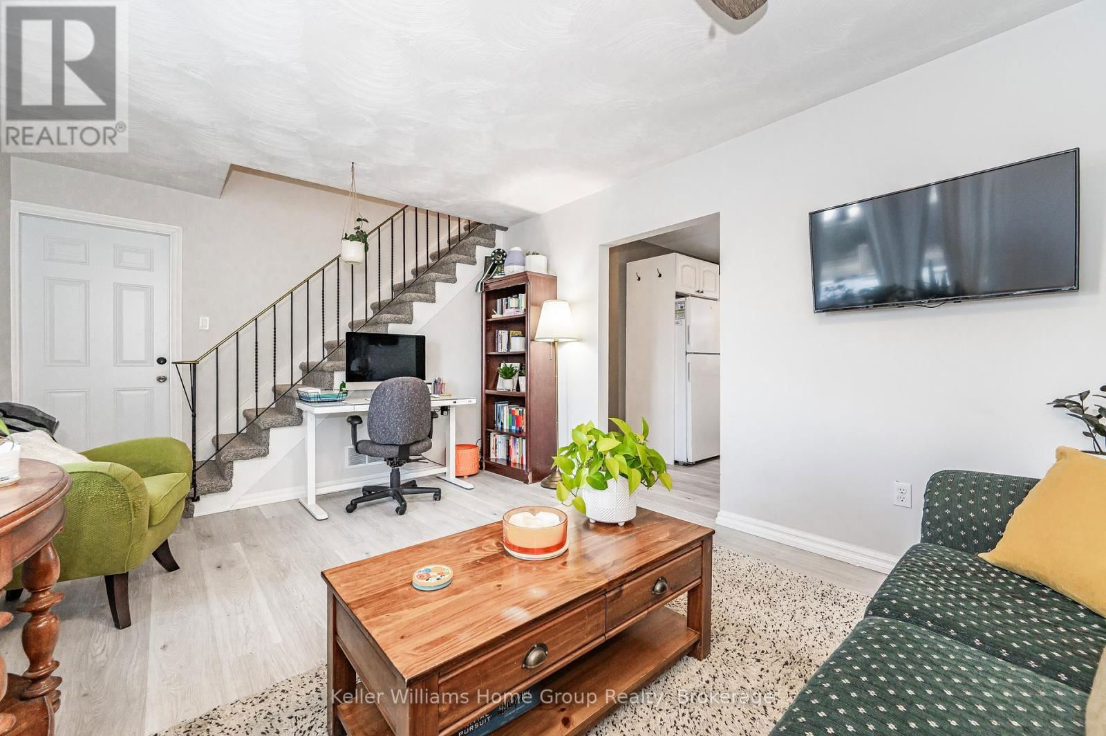 9432 WELLINGTON ROAD 124 Image 30