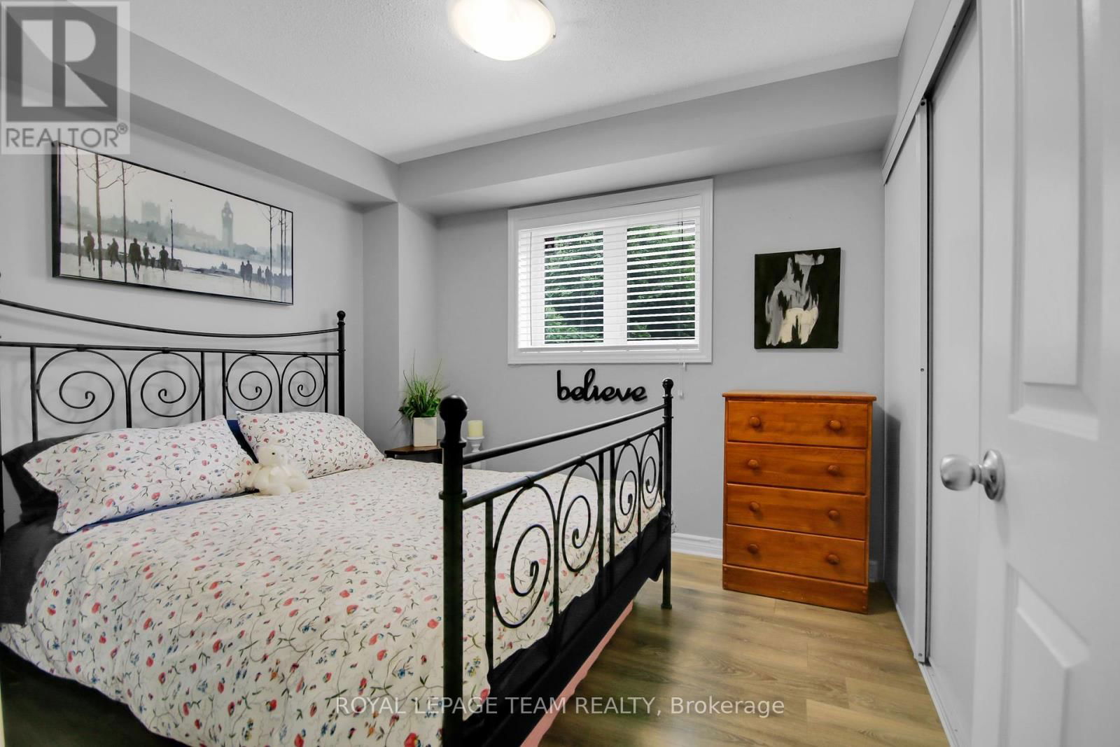 2 - 565 STONEFIELD Image 25
