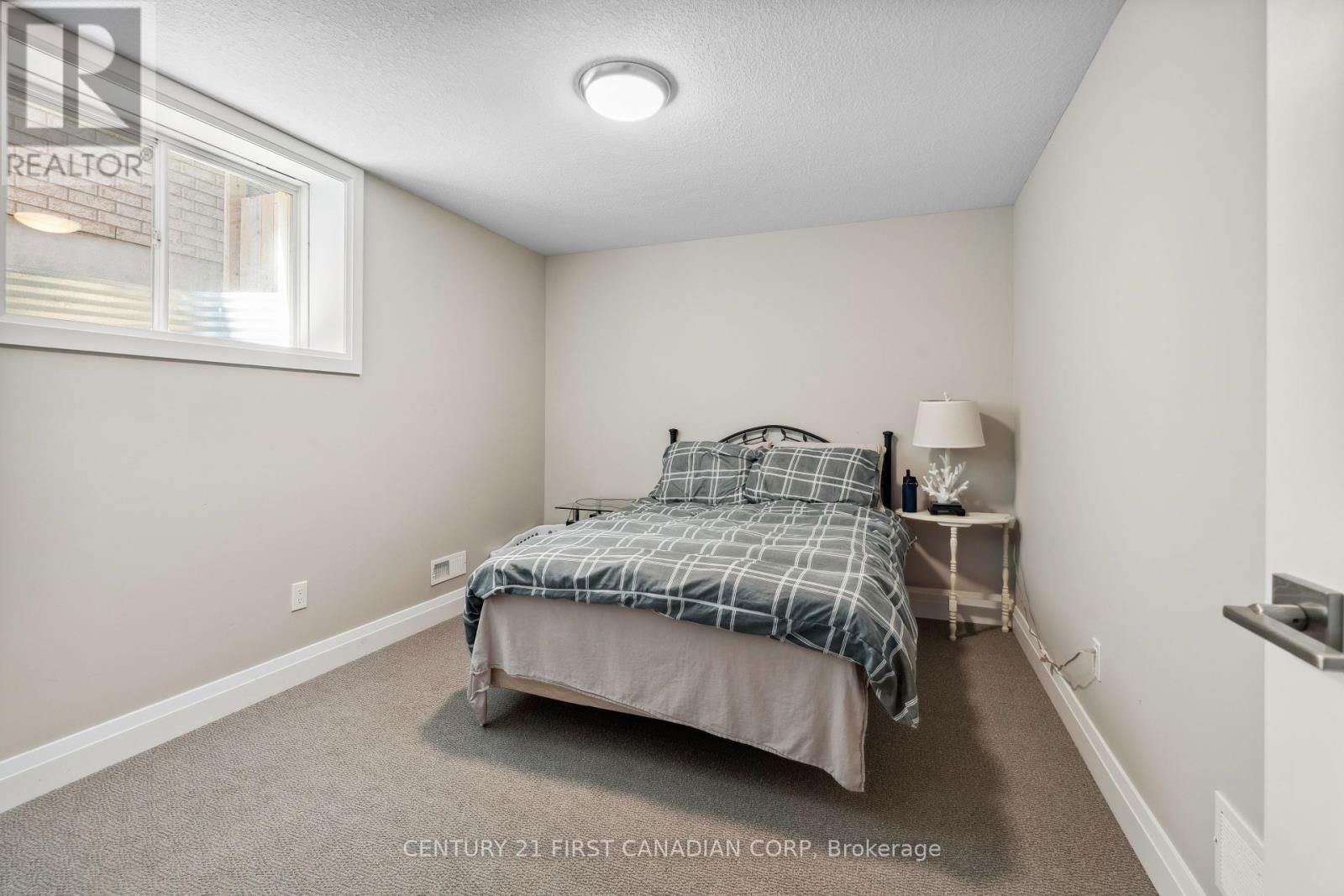 191 SPENCER AVENUE Image 48