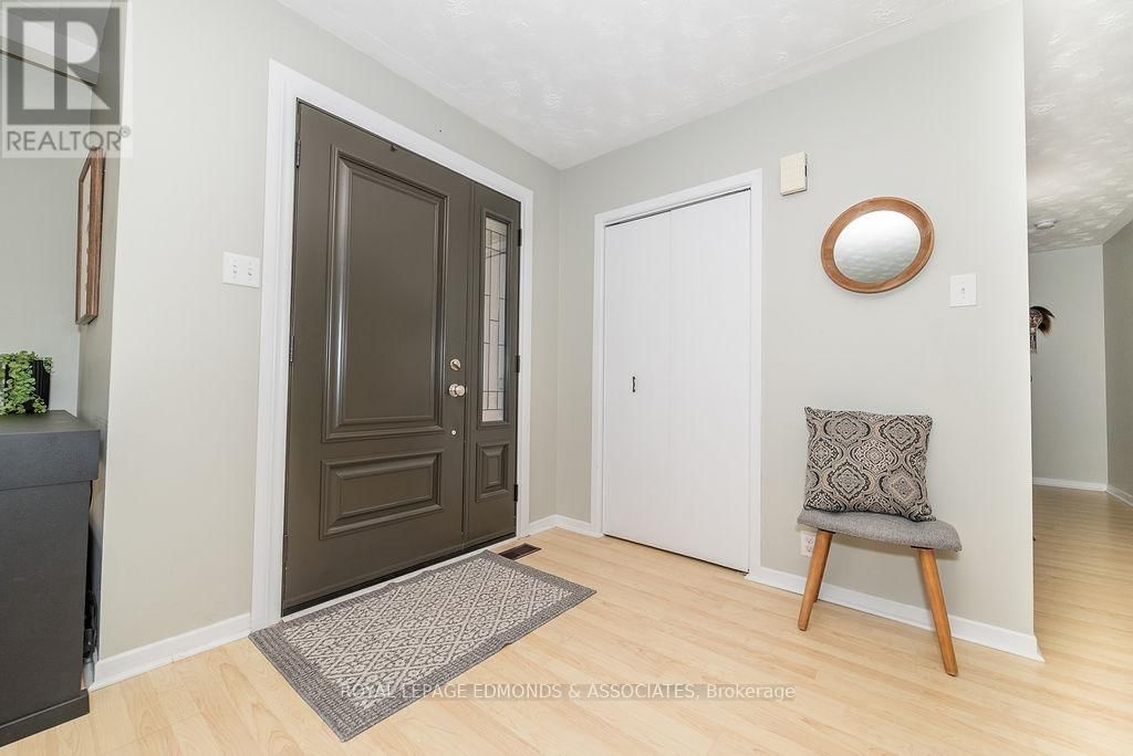 337 DOMBROSKIE ROAD Image 4