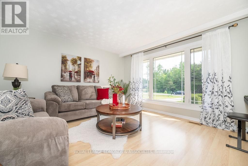337 DOMBROSKIE ROAD Image 7