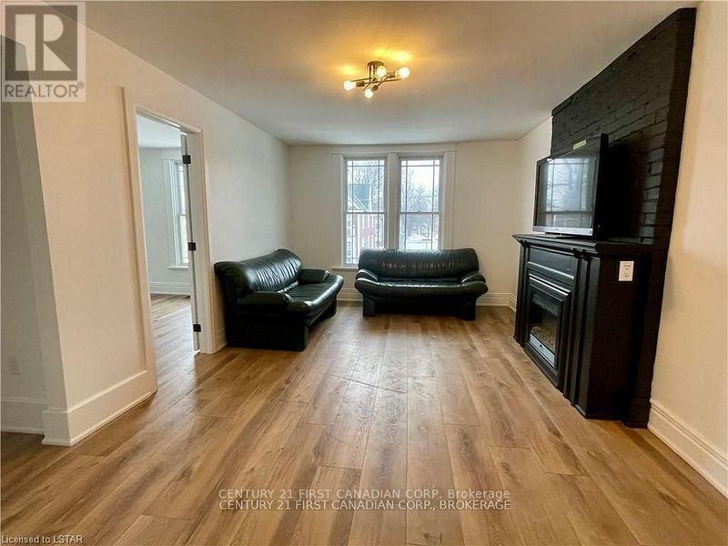 2 - 79 CARTWRIGHT STREET Image 3