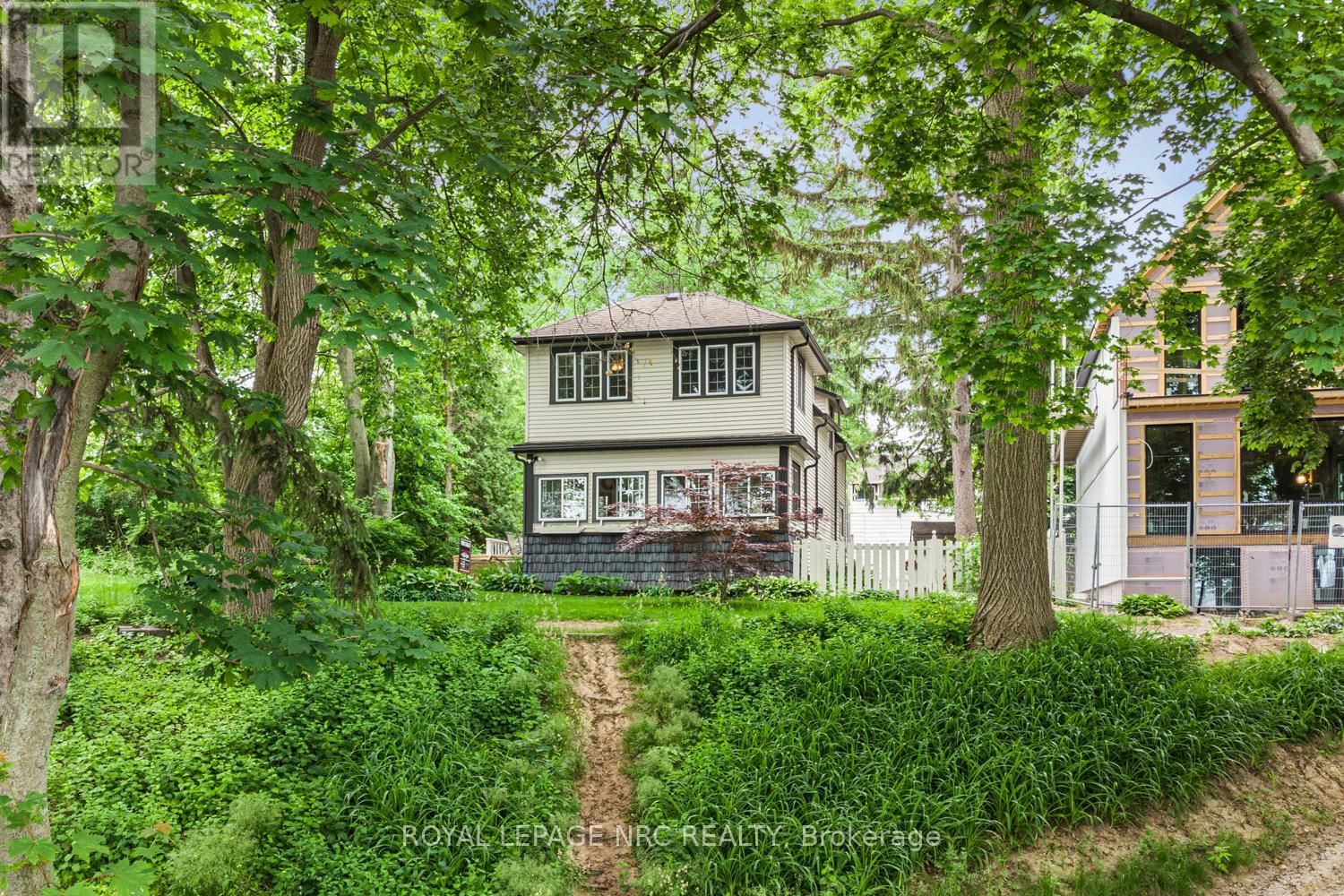 31 VICTORIA TERRACE Image 35