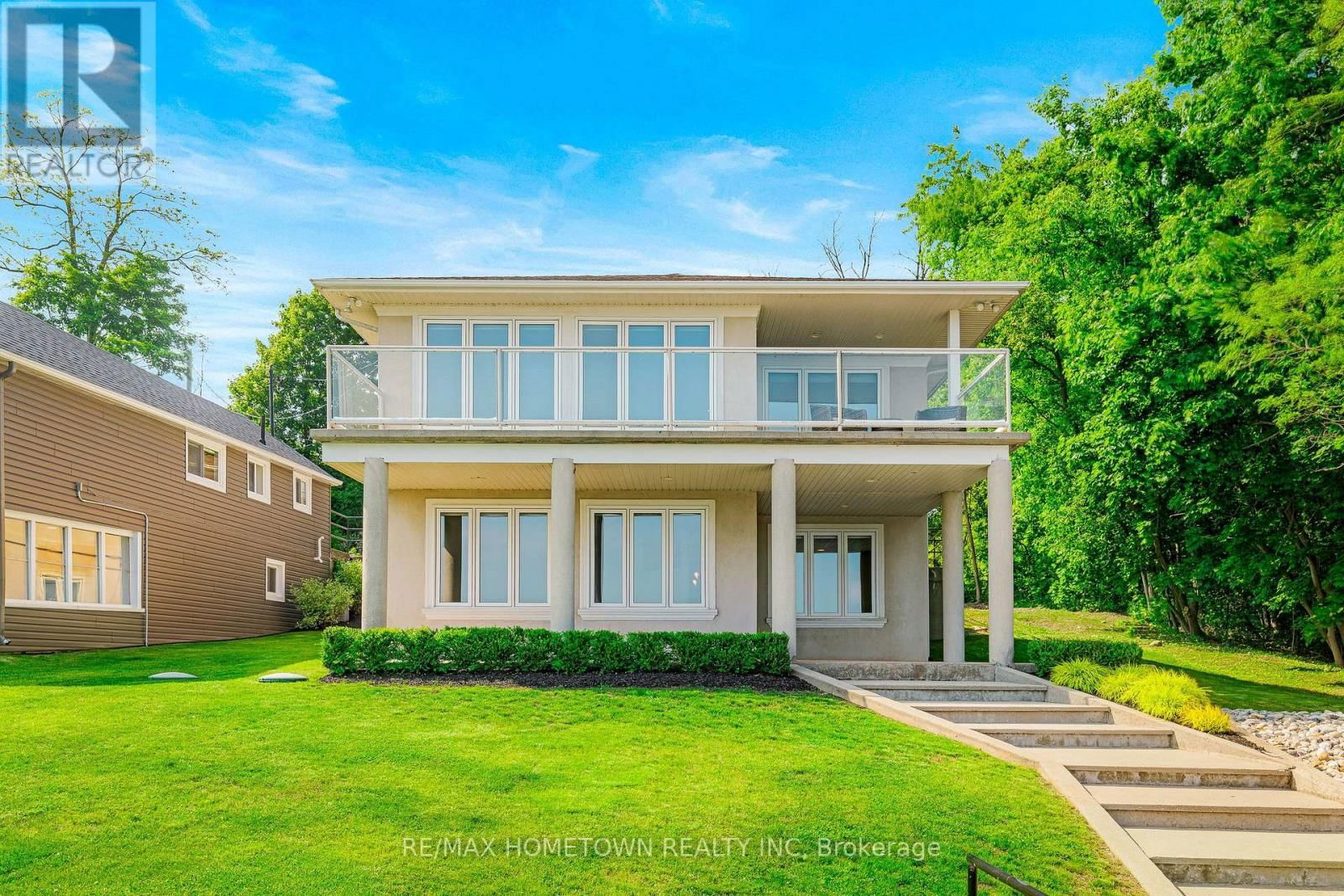 908 SHARPE'S LANE Image 1