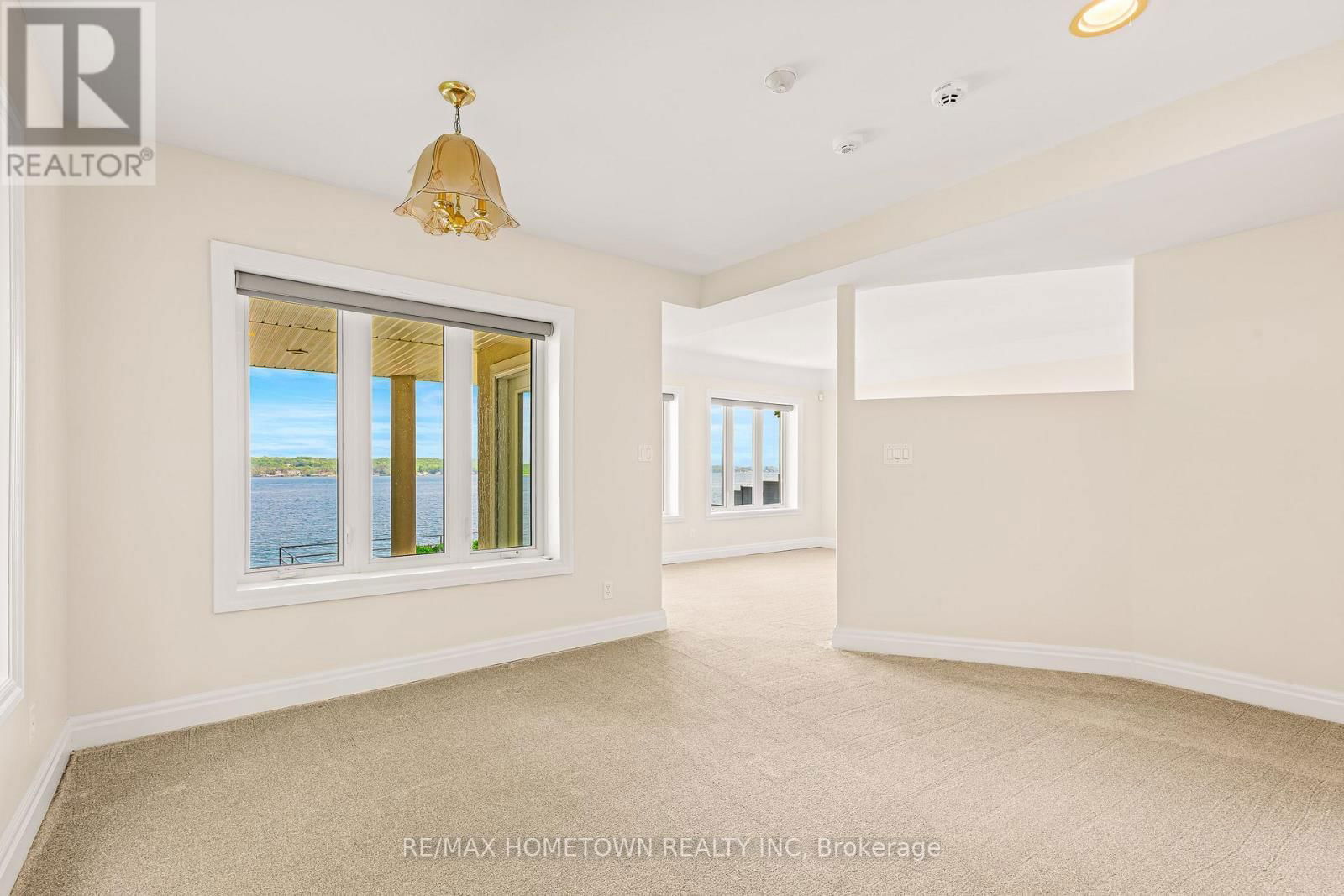 908 SHARPE'S LANE Image 34