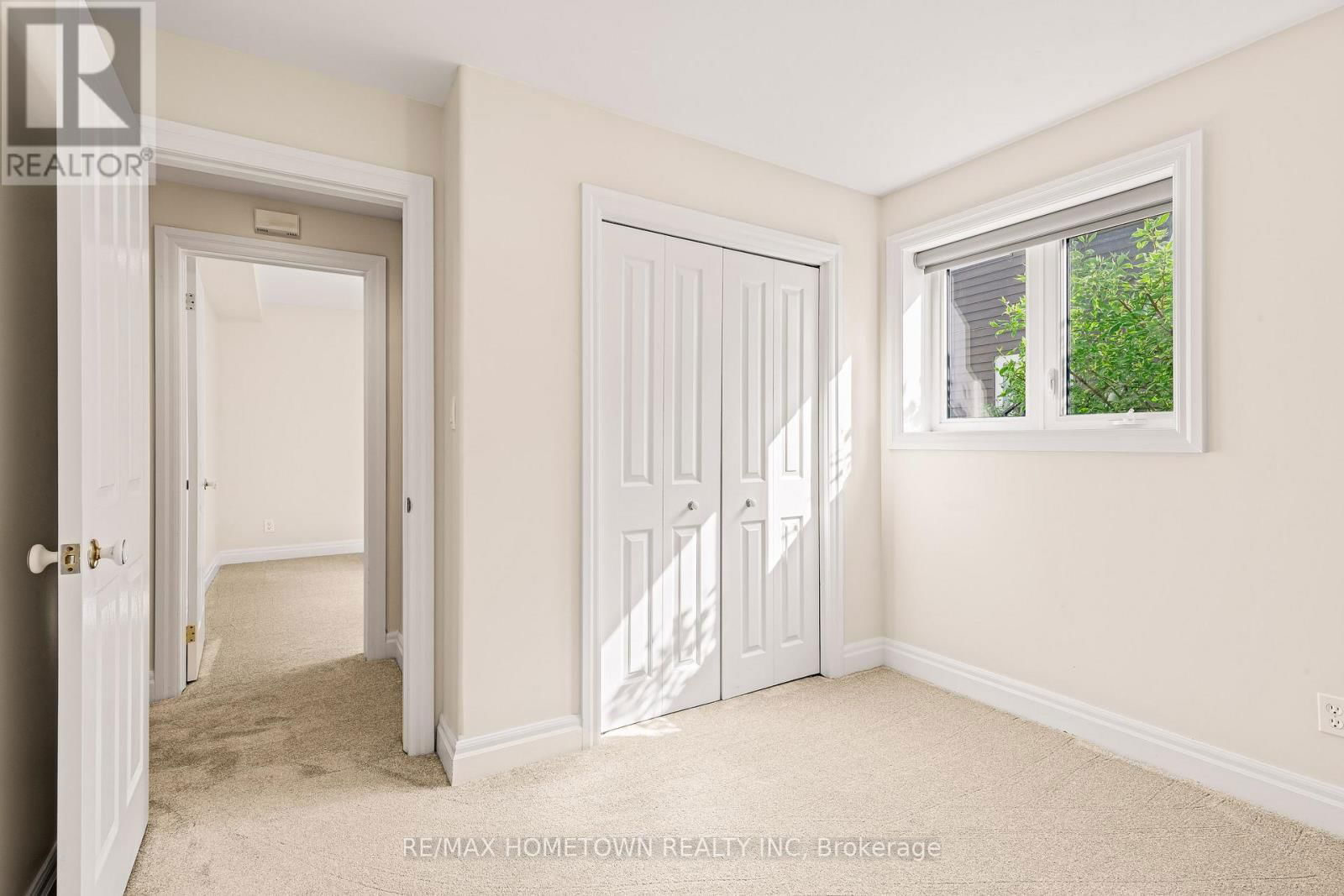 908 SHARPE'S LANE Image 42