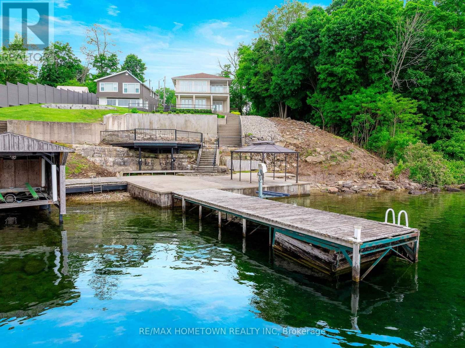 908 SHARPE'S LANE Image 45
