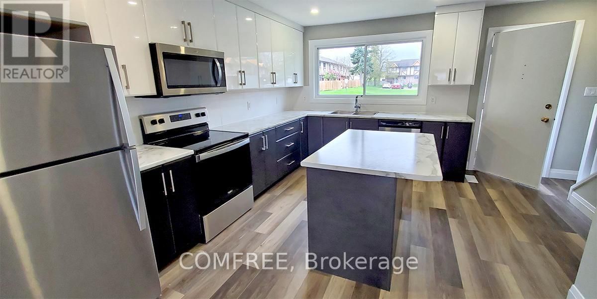 118 - 33 BERKLEY DRIVE Image 2
