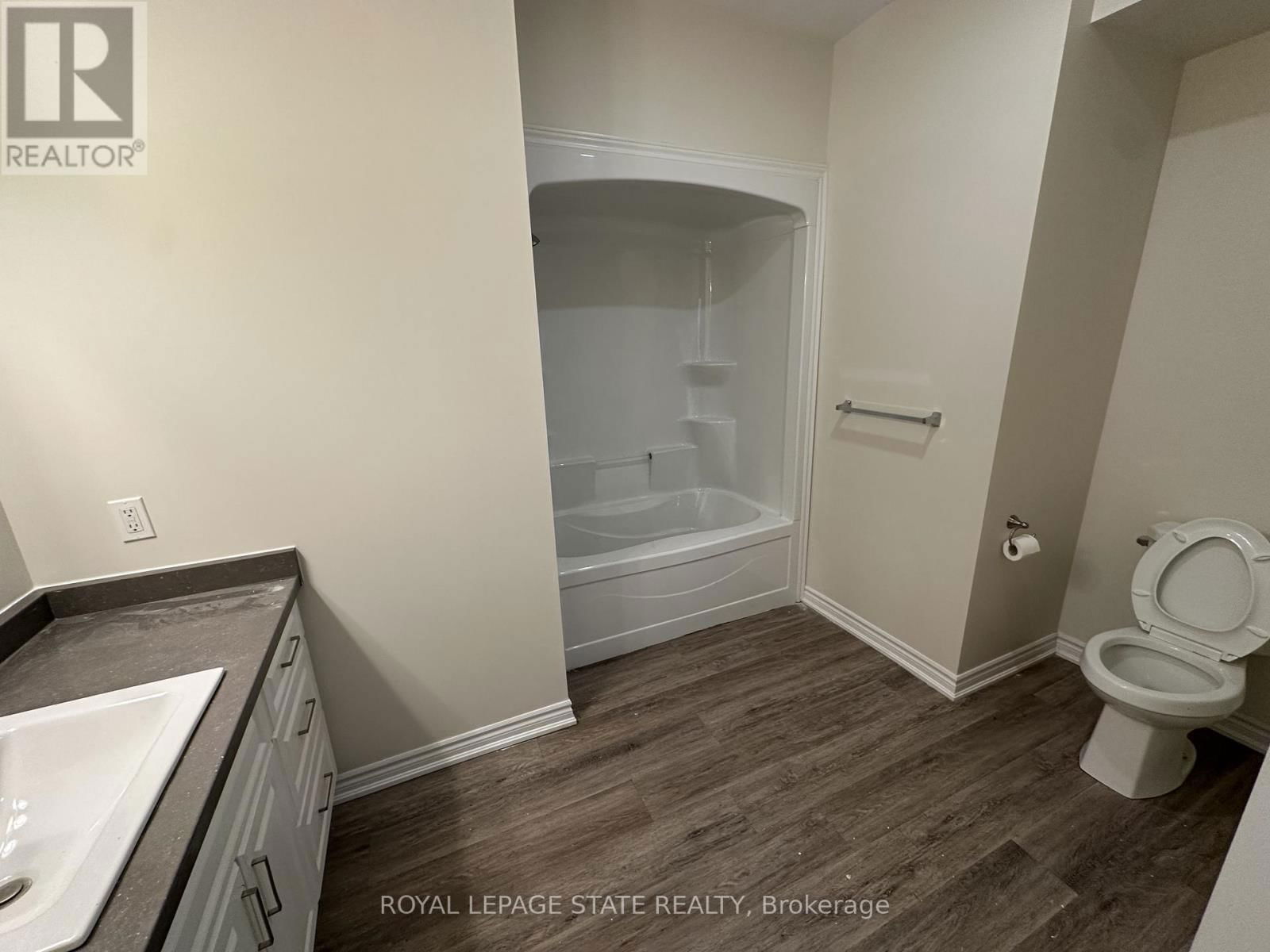 248 PORT COLBORNE DRIVE Image 11