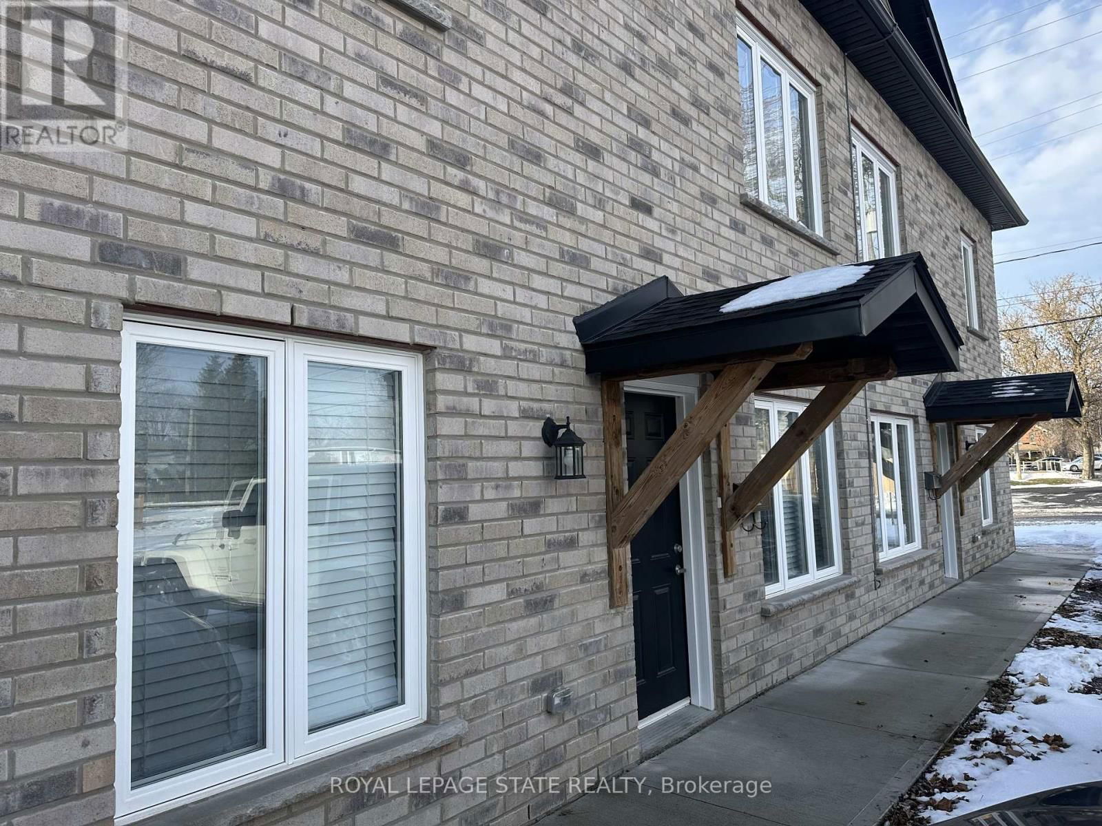248 PORT COLBORNE DRIVE Image 3