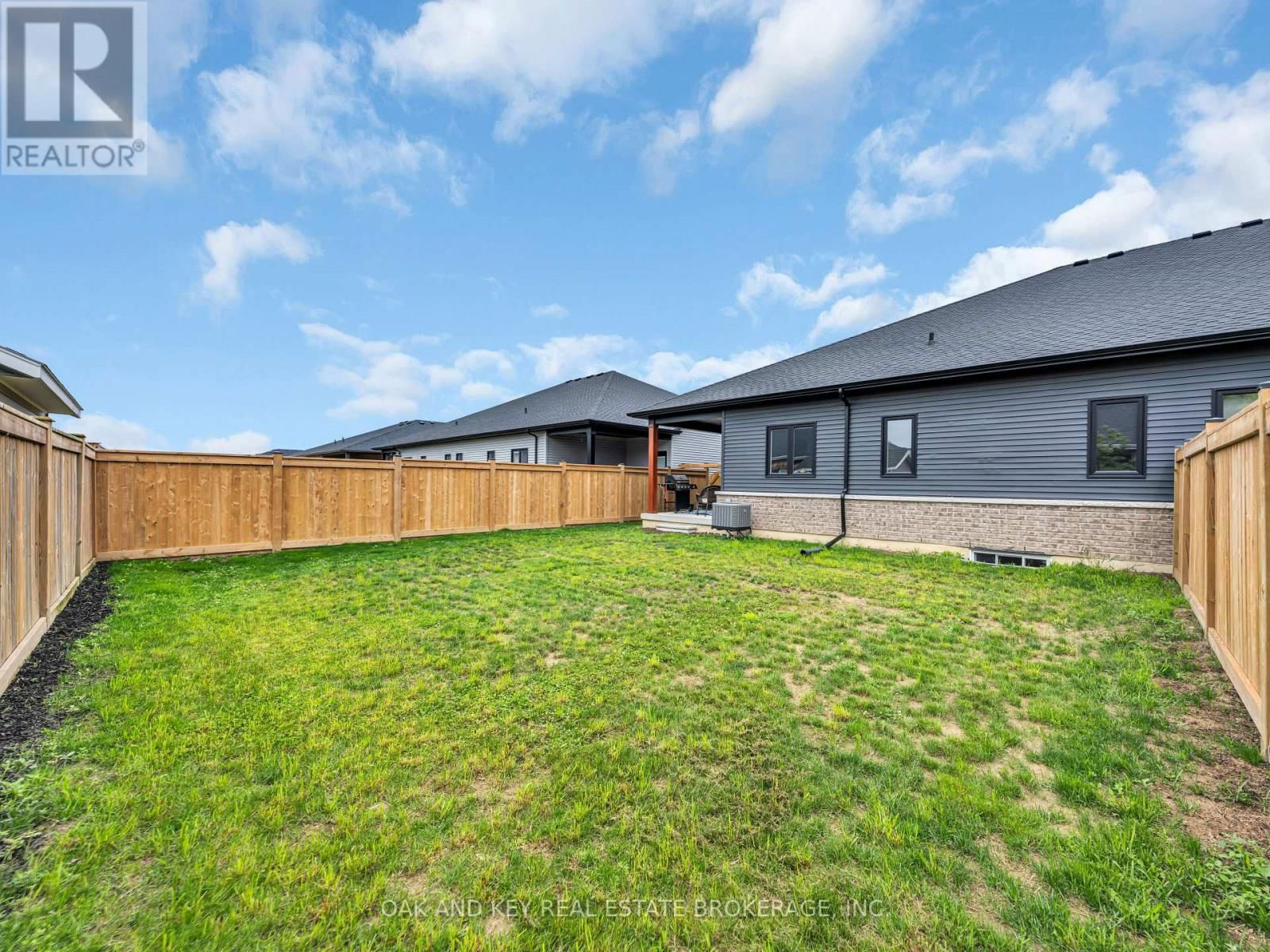 16 DUSKRIDGE RD ROAD Image 32