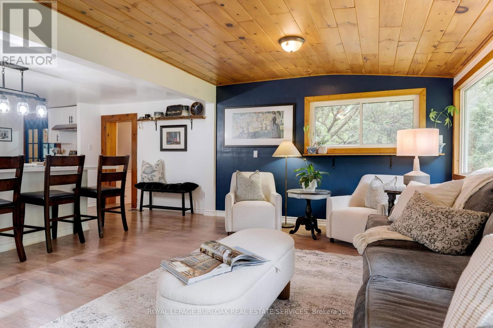 401 LYNDEN ROAD Image 21
