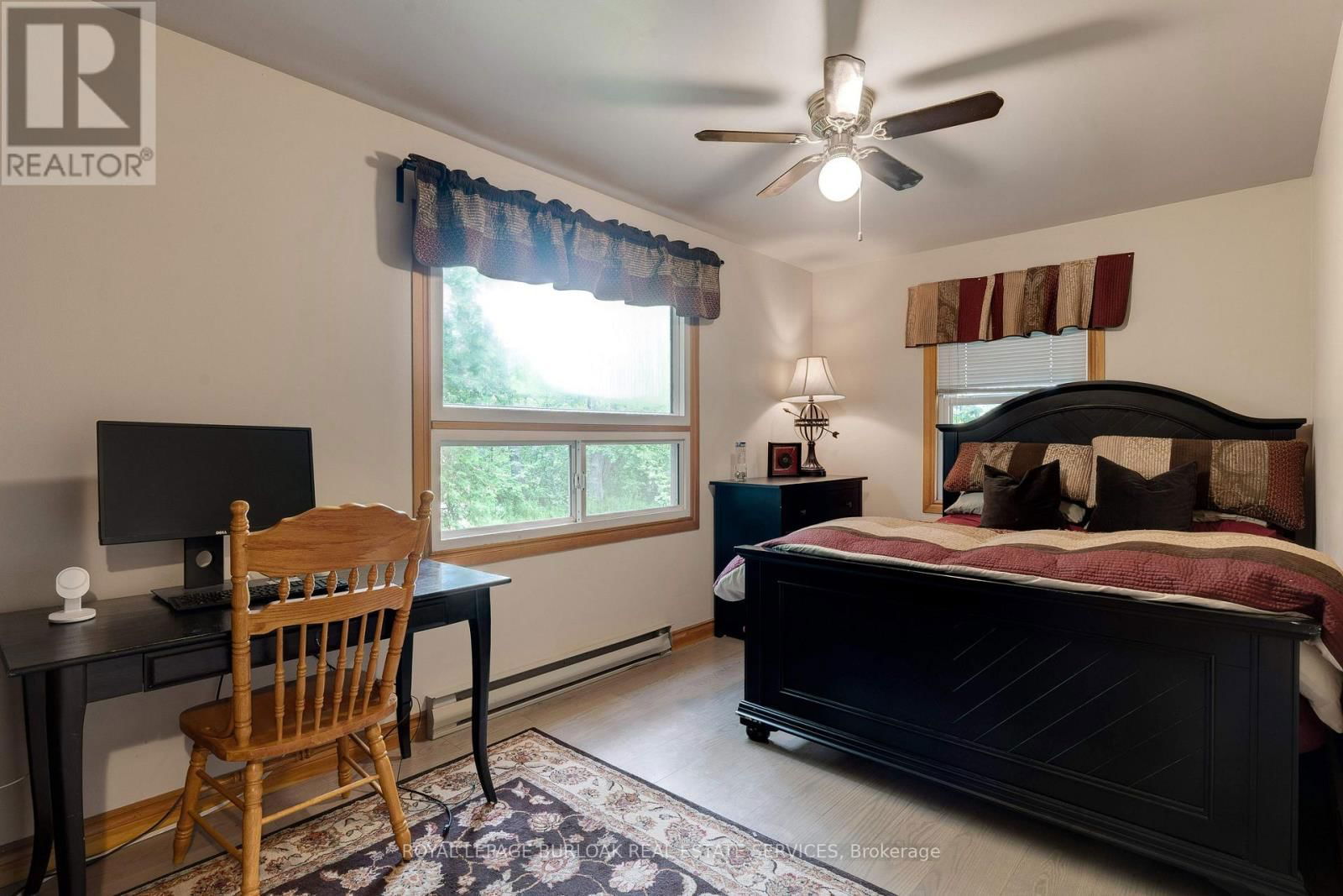 401 LYNDEN ROAD Image 26