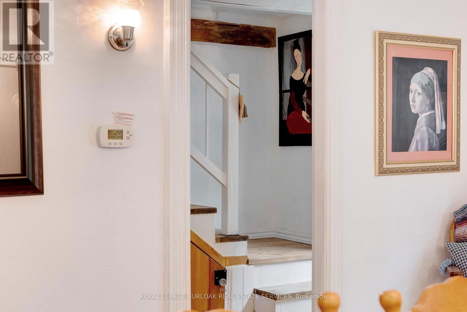 401 LYNDEN ROAD Image 30