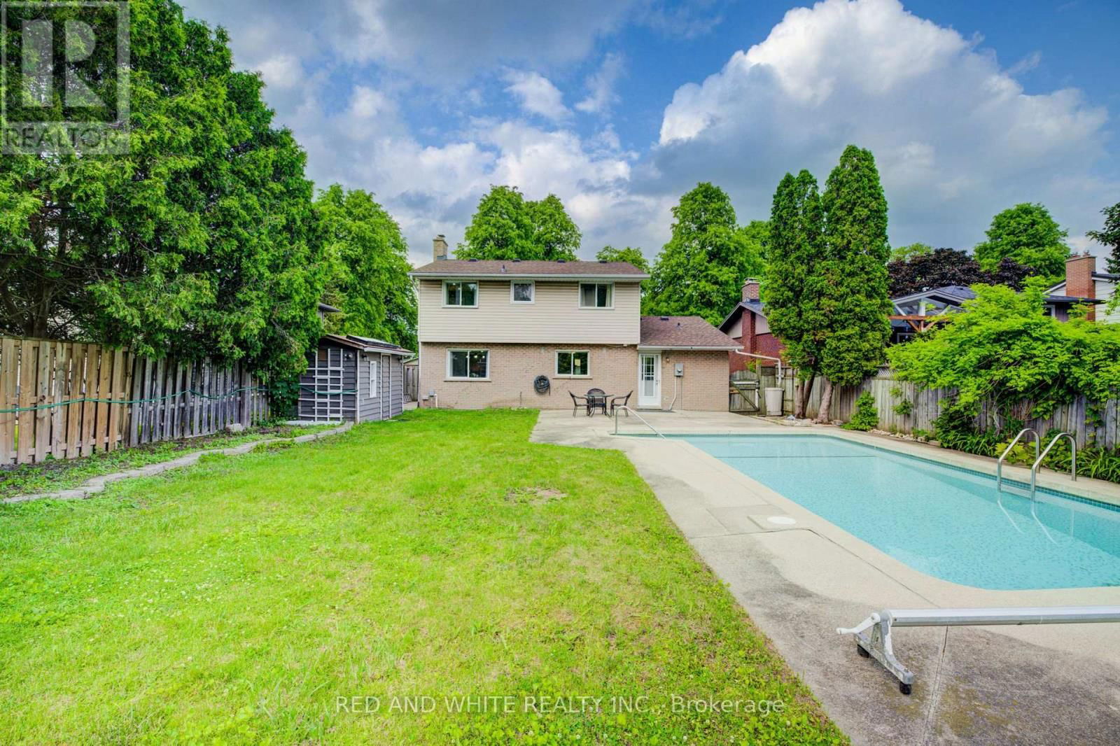 68 PARKVIEW CRESCENT Image 45
