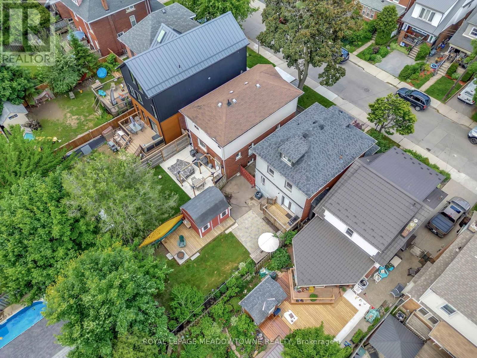 201 ROTHSAY AVENUE Image 31