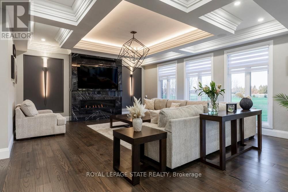187 SUNNYRIDGE ROAD Image 15
