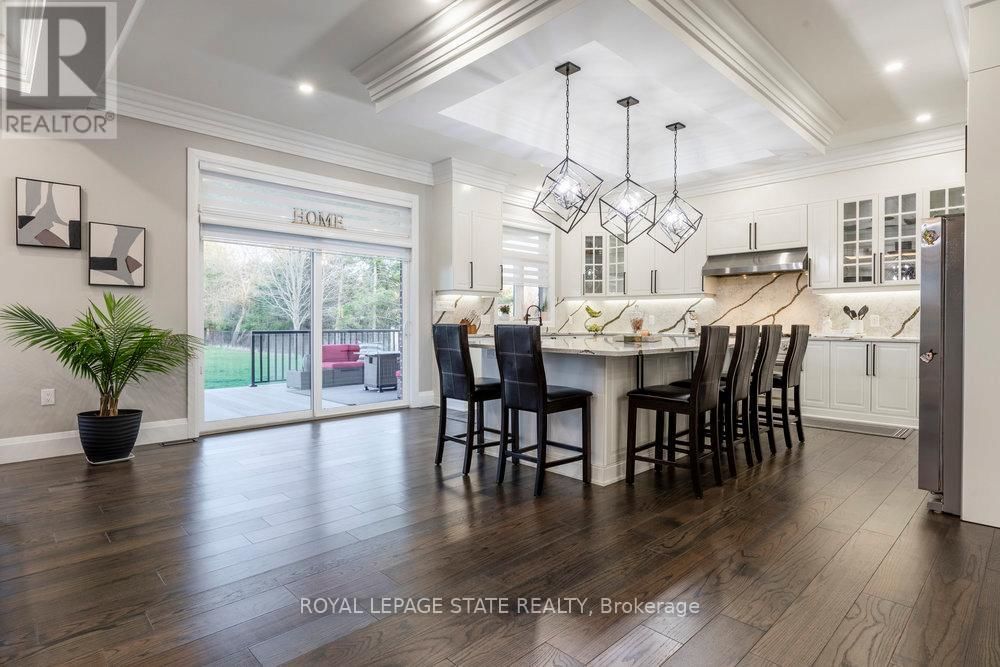 187 SUNNYRIDGE ROAD Image 16