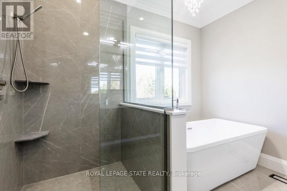 187 SUNNYRIDGE ROAD Image 27