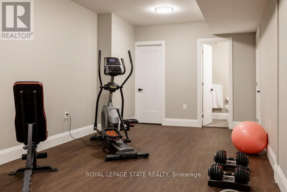 187 SUNNYRIDGE ROAD Image 40