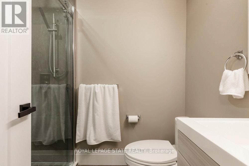 187 SUNNYRIDGE ROAD Image 41