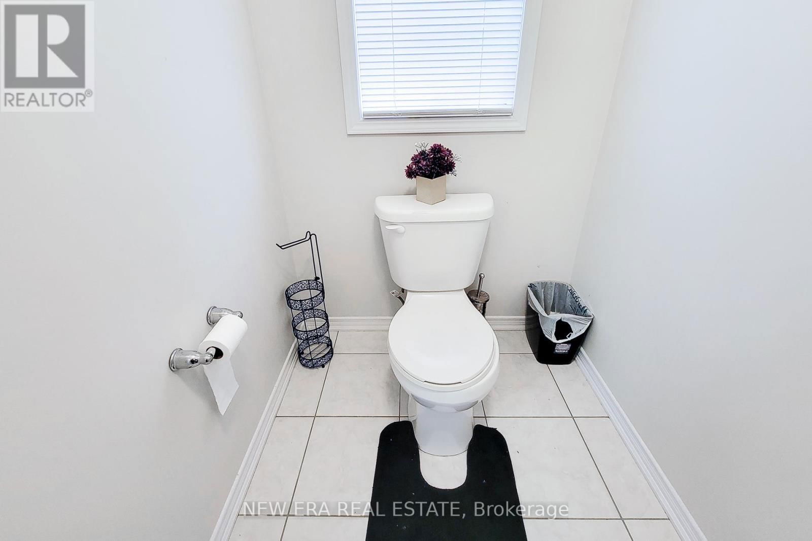 65 CACTUS CRESCENT Image 28