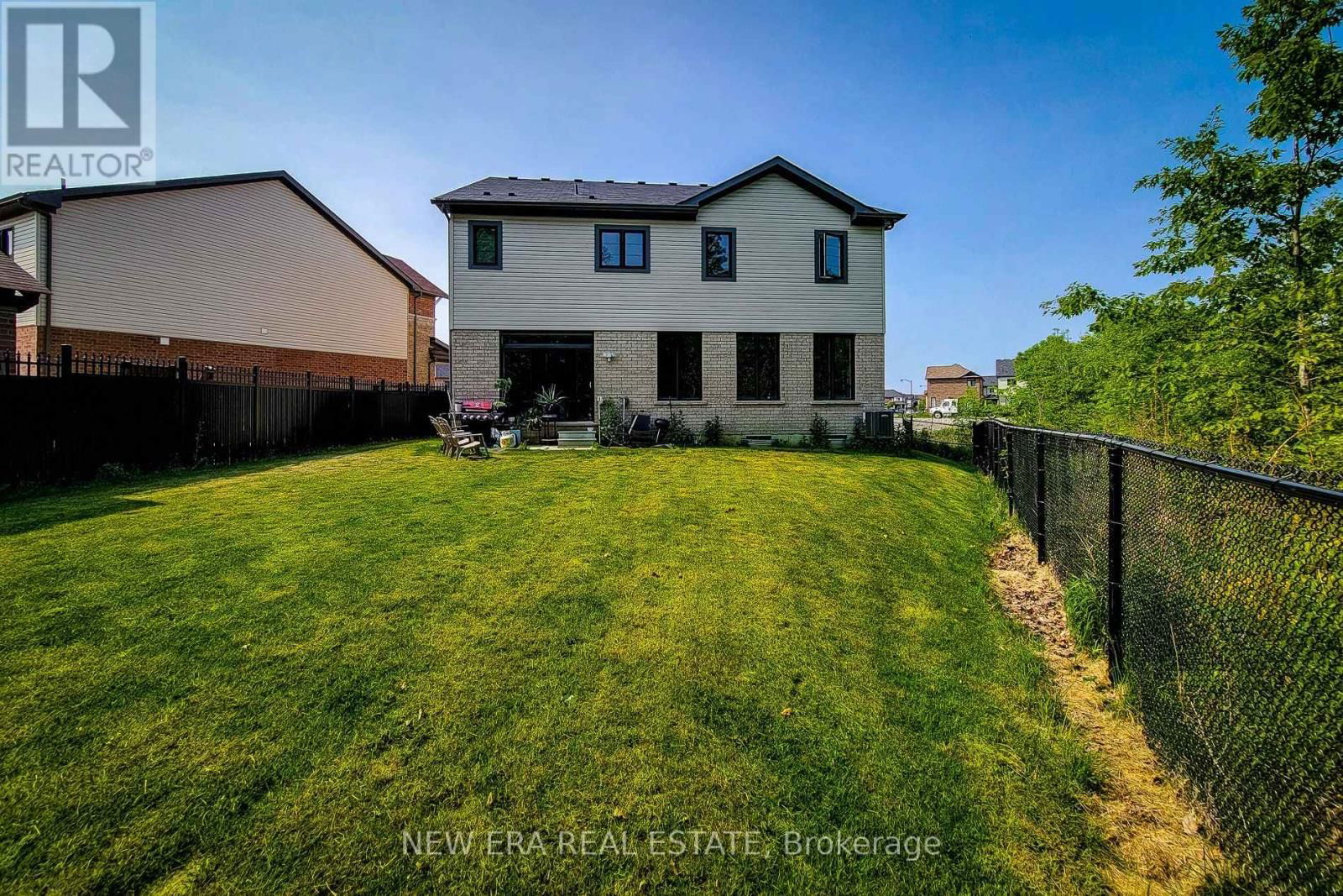 65 CACTUS CRESCENT Image 5