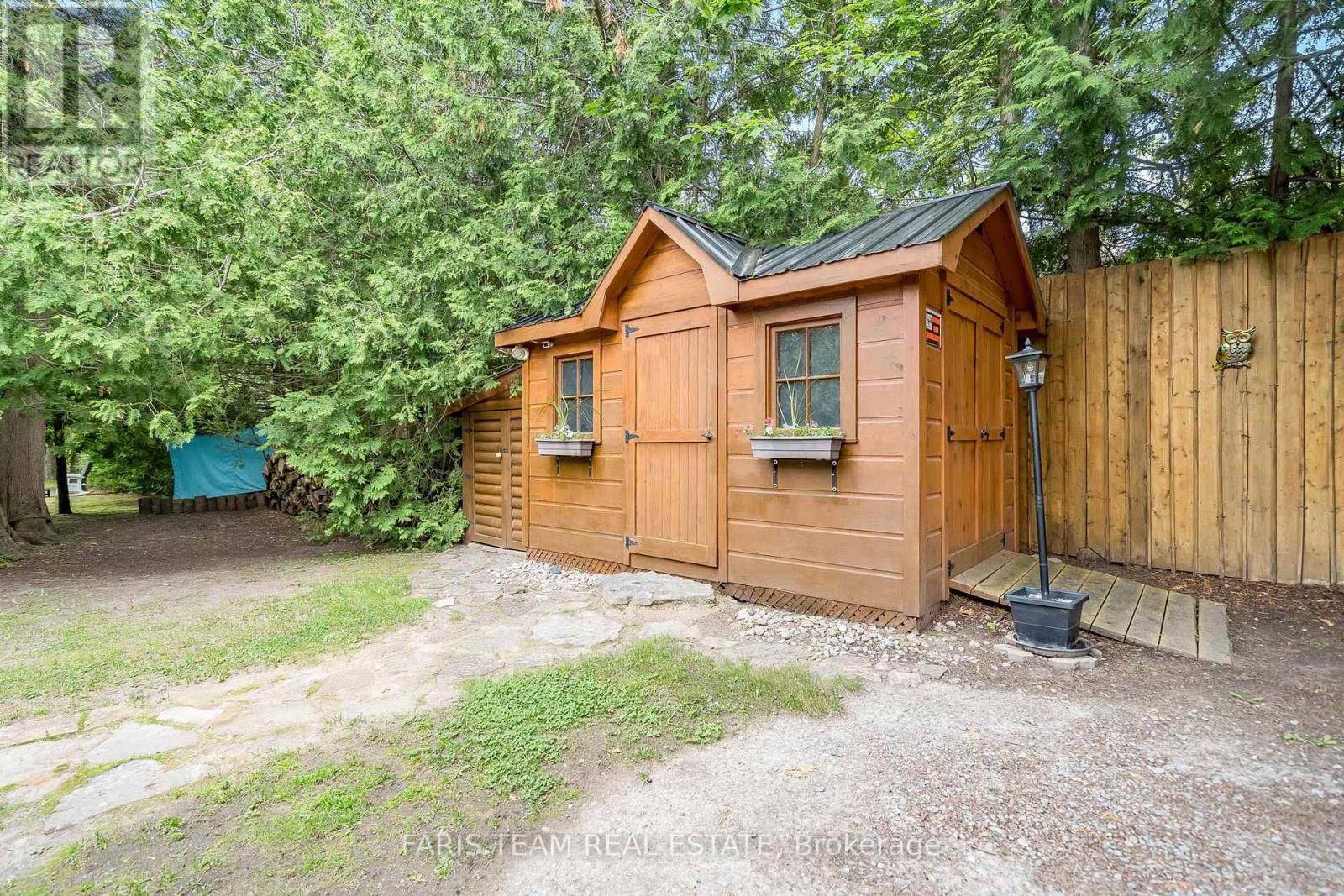 21 STANLEY ROAD Image 15