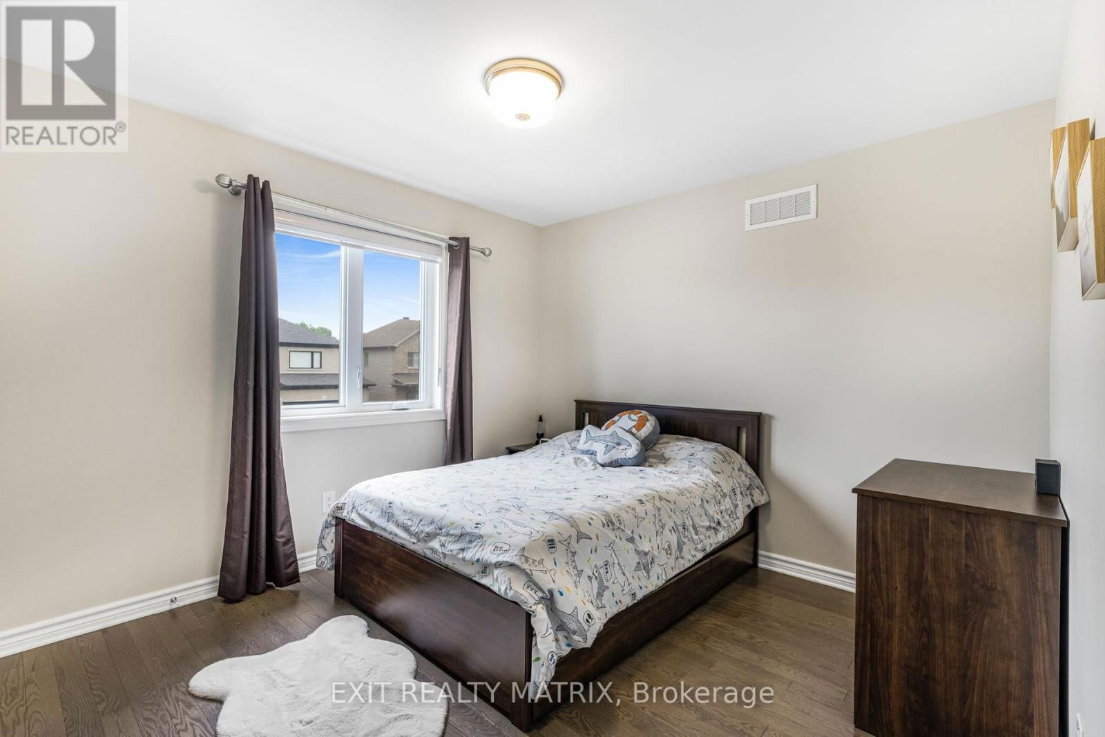 700 NAMUR STREET Image 23