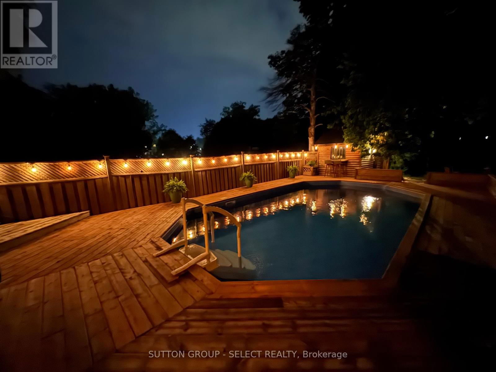 36 DUCHESS AVENUE Image 43