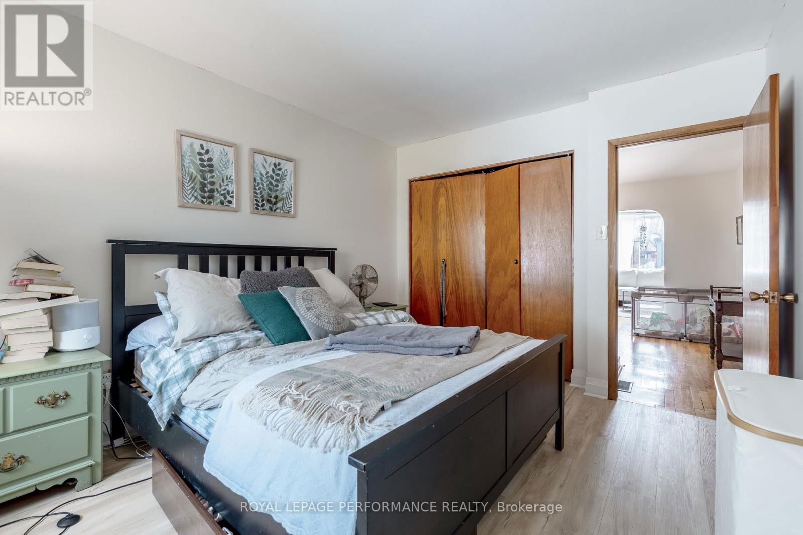 45 MCNAUGHTON AVENUE Image 12