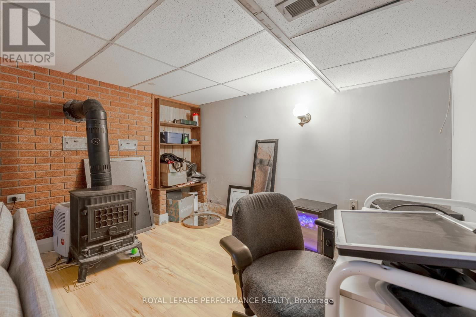45 MCNAUGHTON AVENUE Image 18